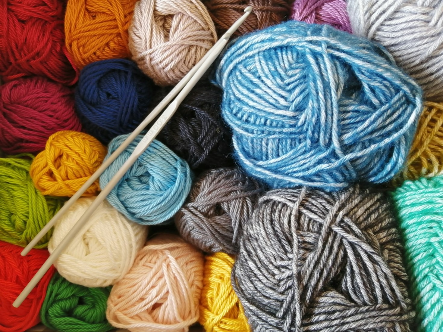 How to Choose the Perfect Yarn for Your Project
